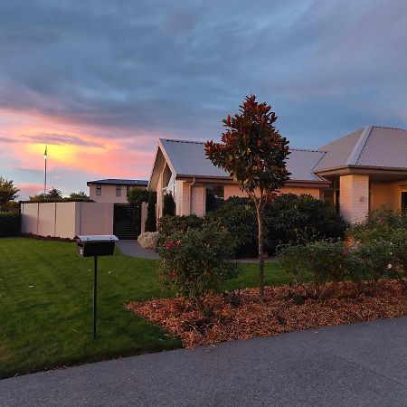 Courtenay B & B Kaiapoi Eksteriør billede