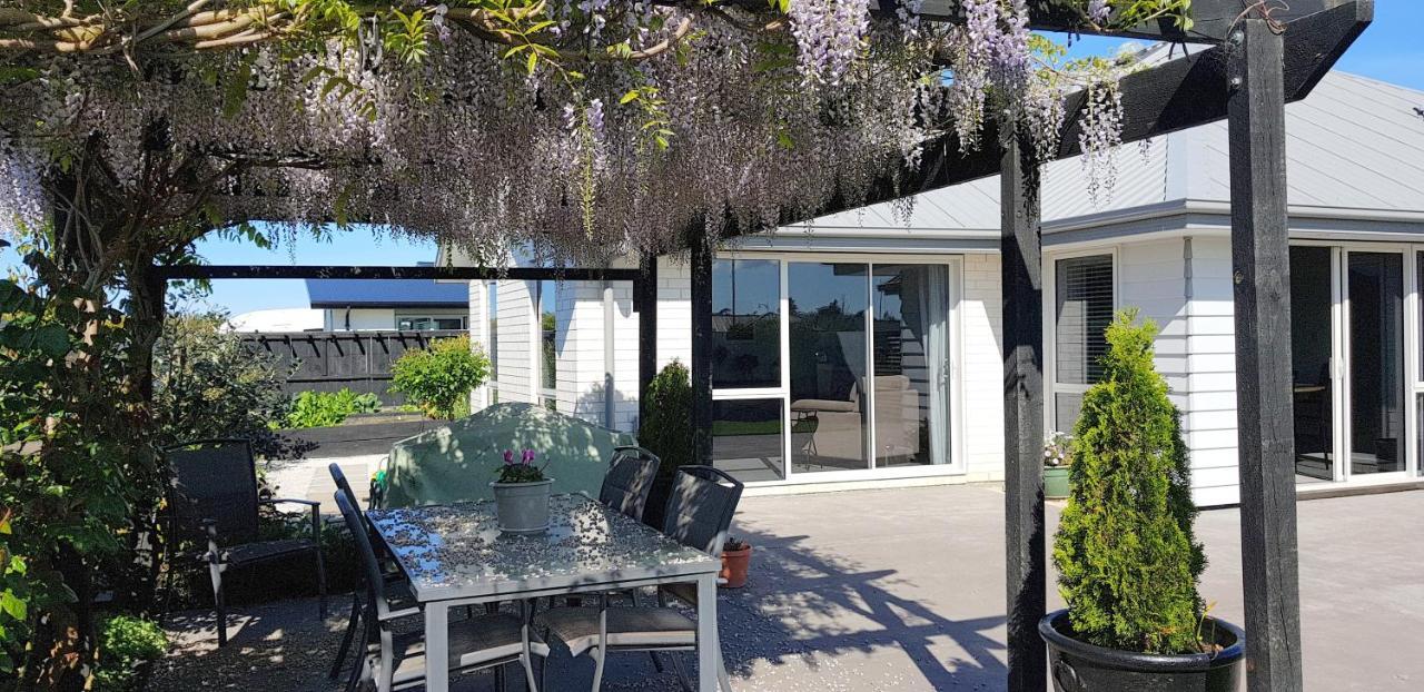 Courtenay B & B Kaiapoi Eksteriør billede